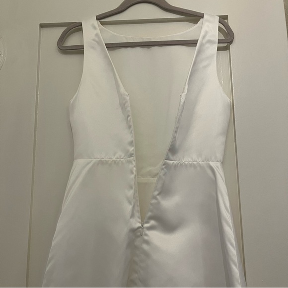 Reformation "Zenni" Mini Dress in White Satin - Size 4 - Picture 9 of 9